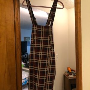 Retro Pencil skirt cross cross jumper.